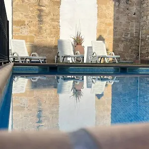 Rosaleda Don Pedro Hotel